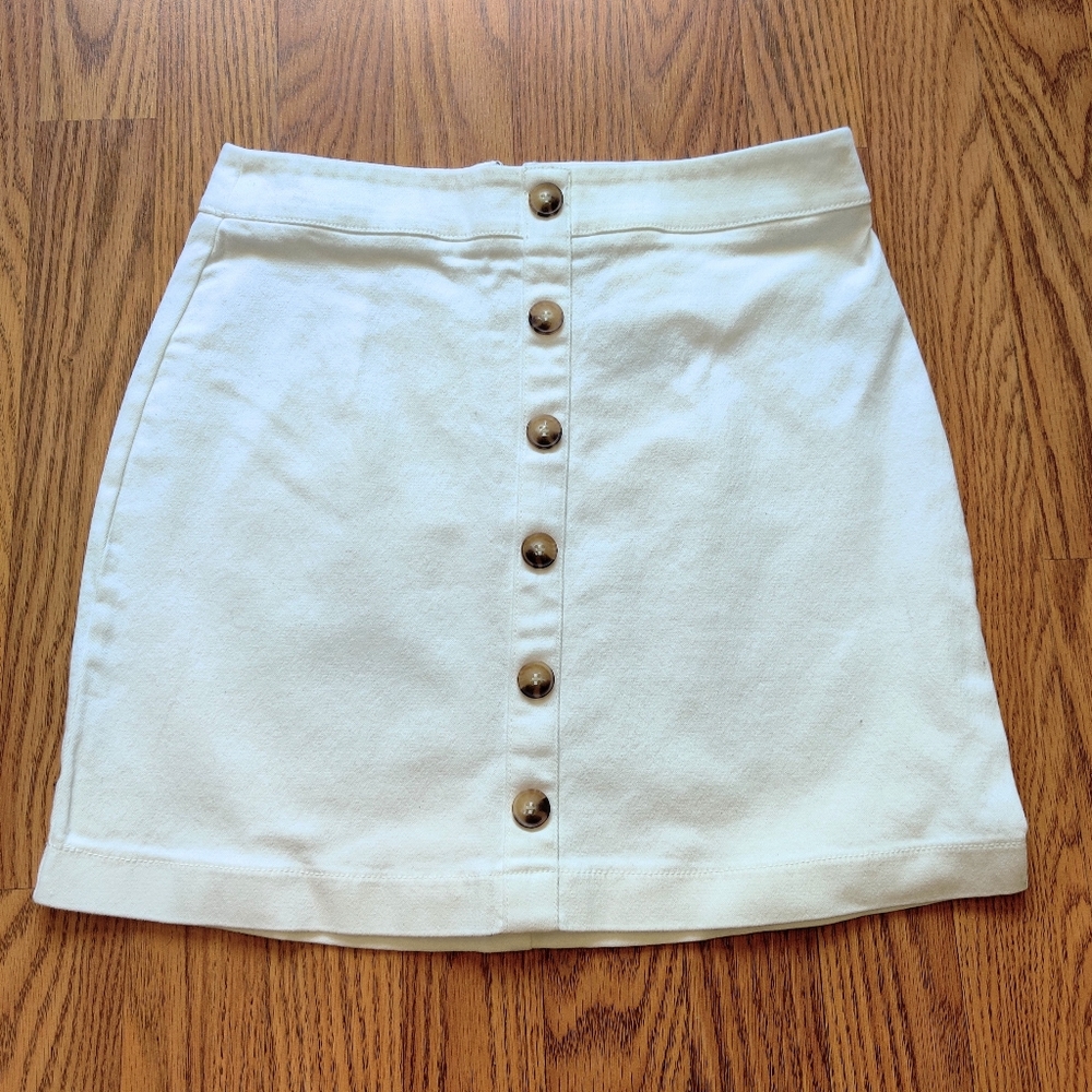 Forever 21 White Mini Skirt